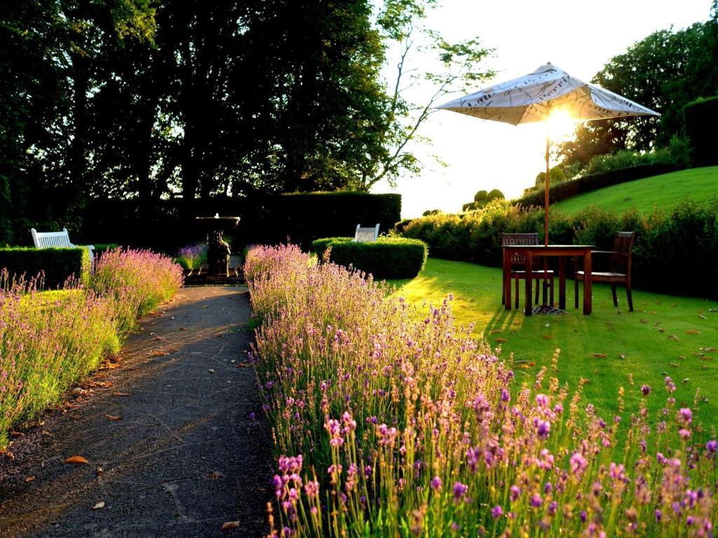 The Elms Hotel & Spa Abberley エクステリア 写真