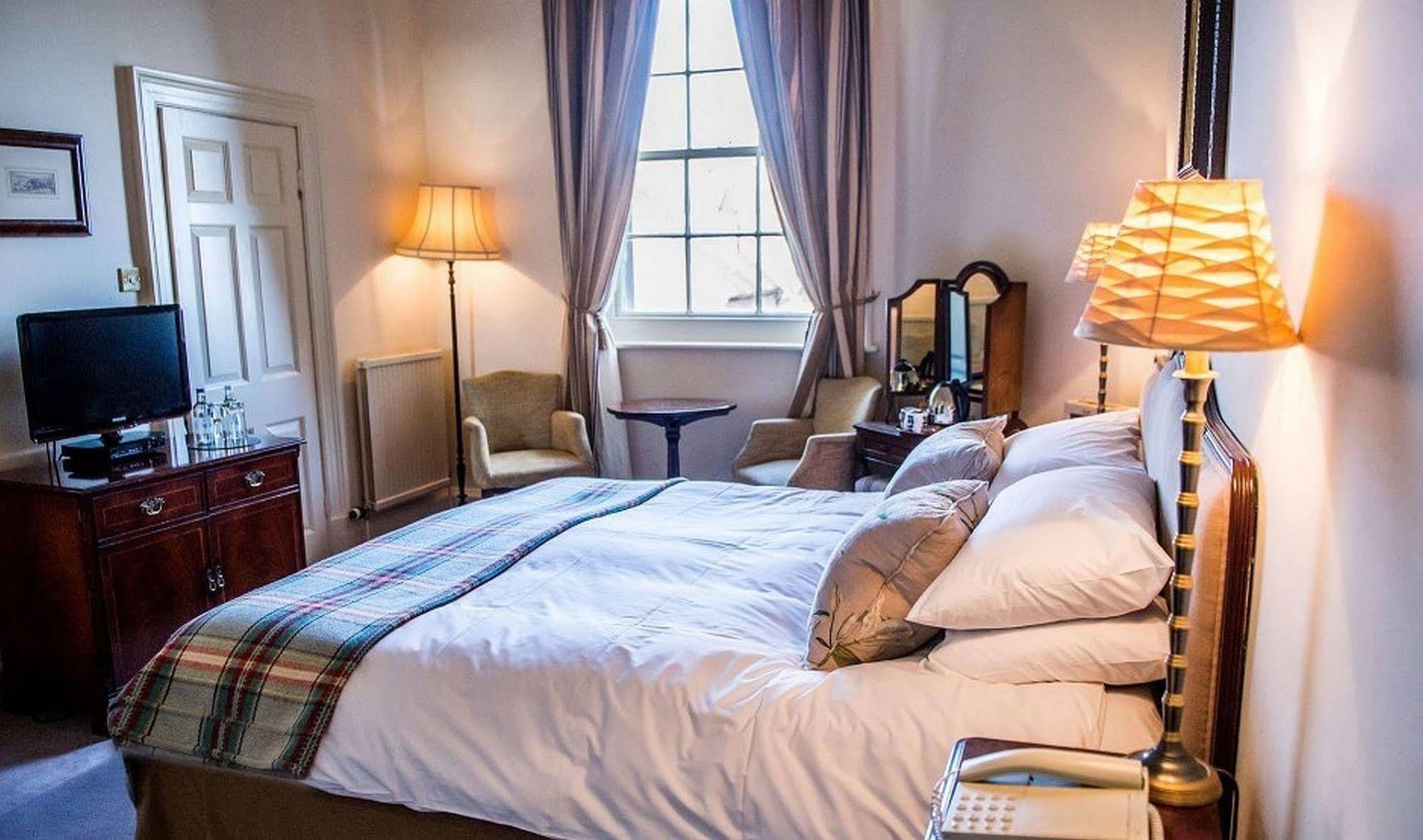 The Elms Hotel & Spa Abberley エクステリア 写真